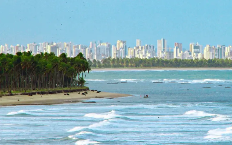 Barra de Jangada com Candeias ao fundo